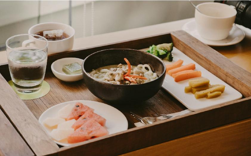 Aelia Luxury Suites 카르테라도스 외부 사진 A set of dishes at a restaurant in Tokyo