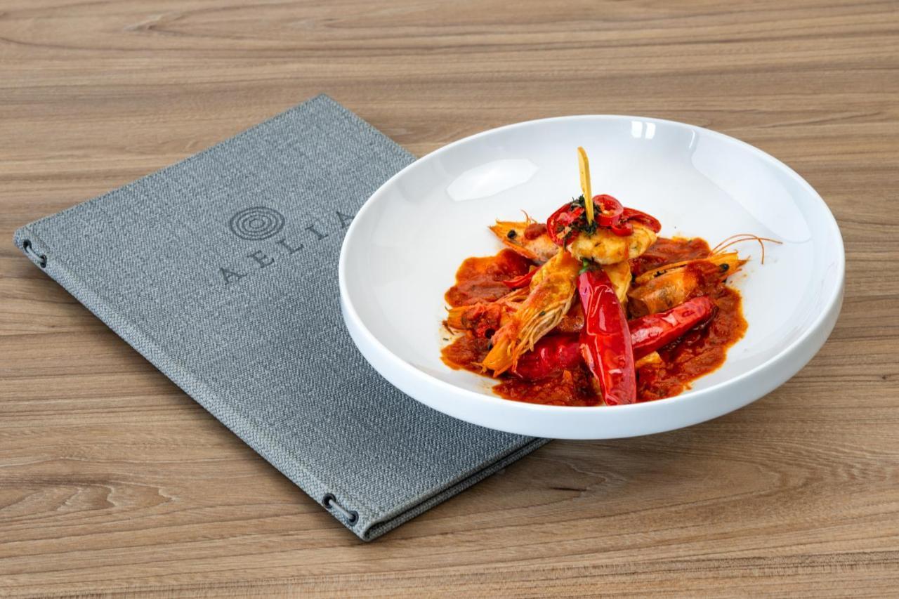 Aelia Luxury Suites 카르테라도스 외부 사진 A dish from the restaurant