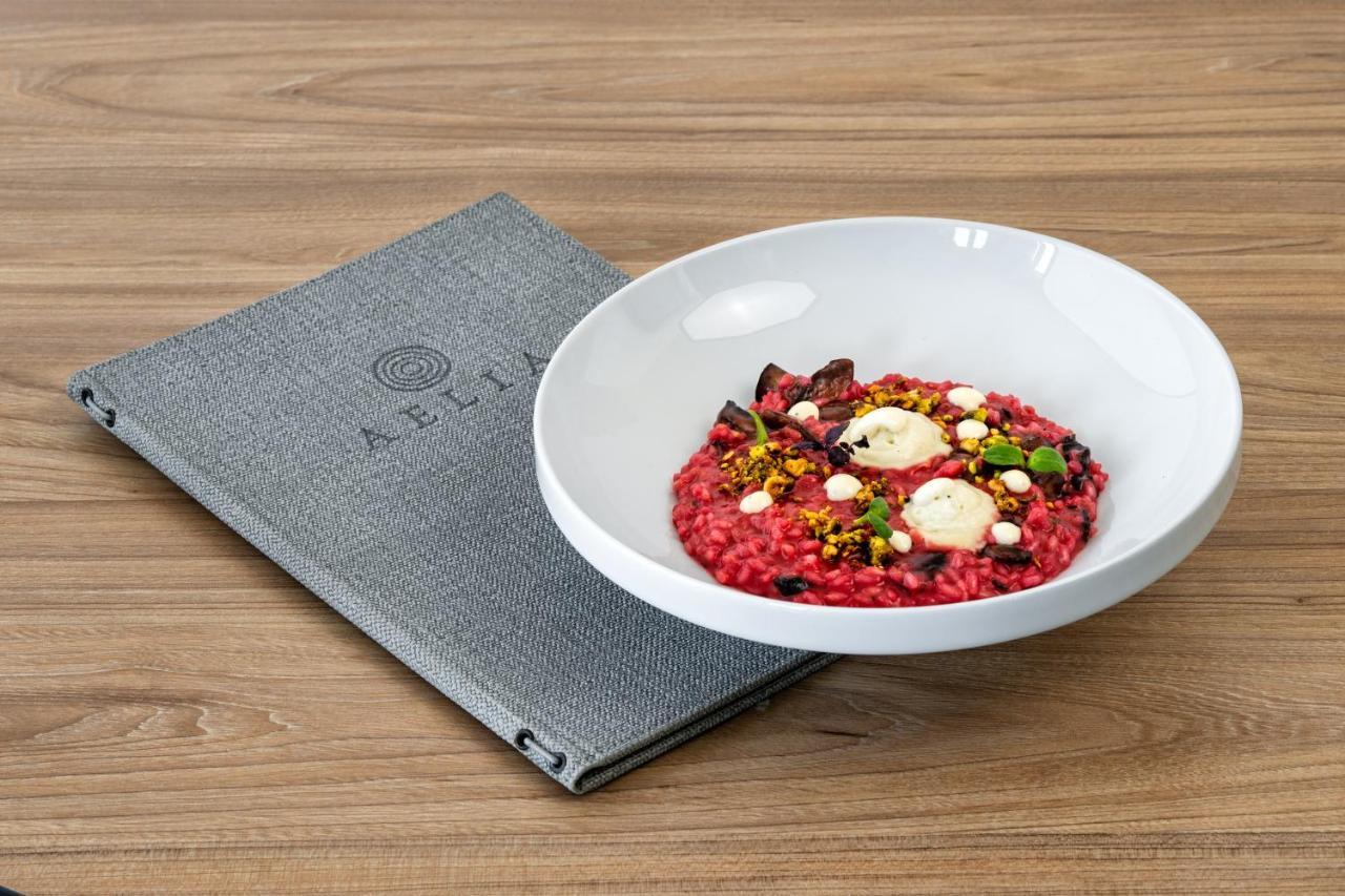 Aelia Luxury Suites 카르테라도스 외부 사진 A risotto prepared at the restaurant